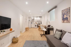 Ajuda Charm Apartment with Garden